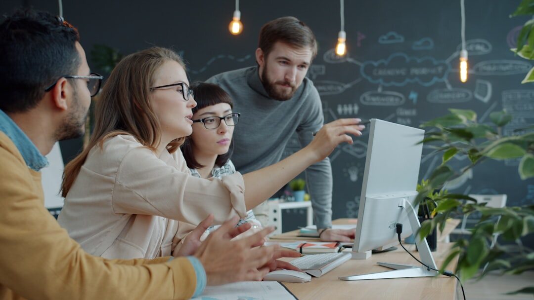 woman leading team meeting